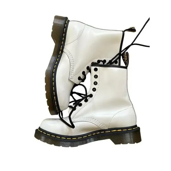 Dr Martens 11821 White Leather Combat Boots Shoes Size 5 Men Dr. Martens 11821 Boots Mens Size 8 White Leather Lace Up  main image 2